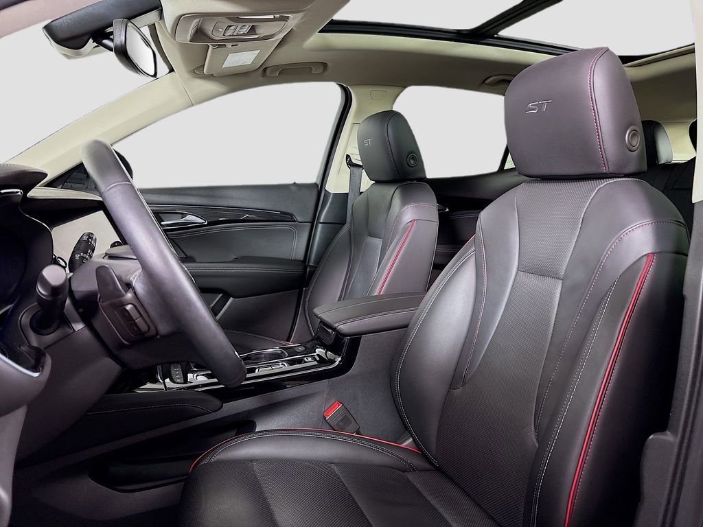 Certified 2023 Buick Envision Essence w/ Sport Touring Package image 24
