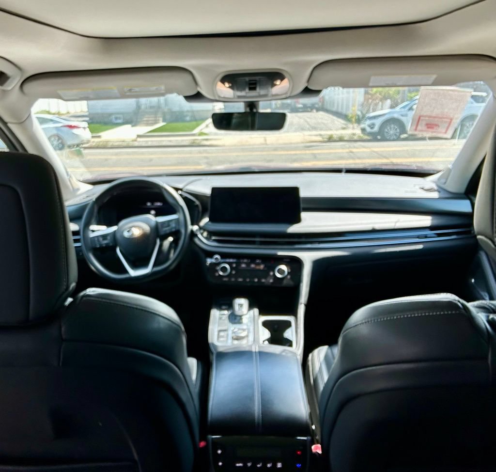 Used 2023 INFINITI QX60 Luxe w/ Performance Audio Package AWD/4WD image 7