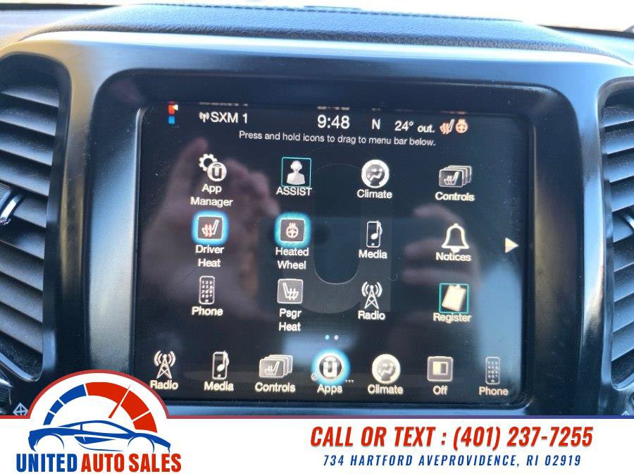 Used 2014 Jeep Cherokee Latitude w/ Cold Weather Group AWD/4WD image 19