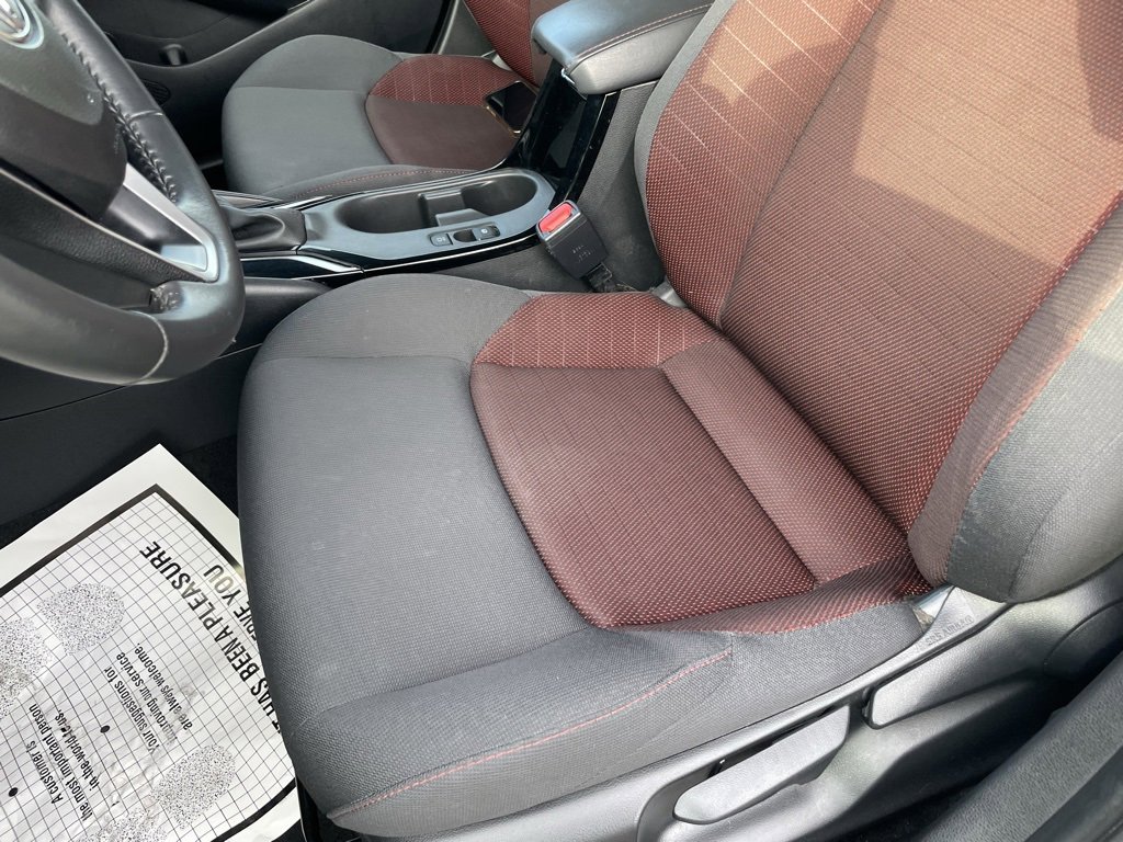 Used 2024 Toyota Corolla SE image 21