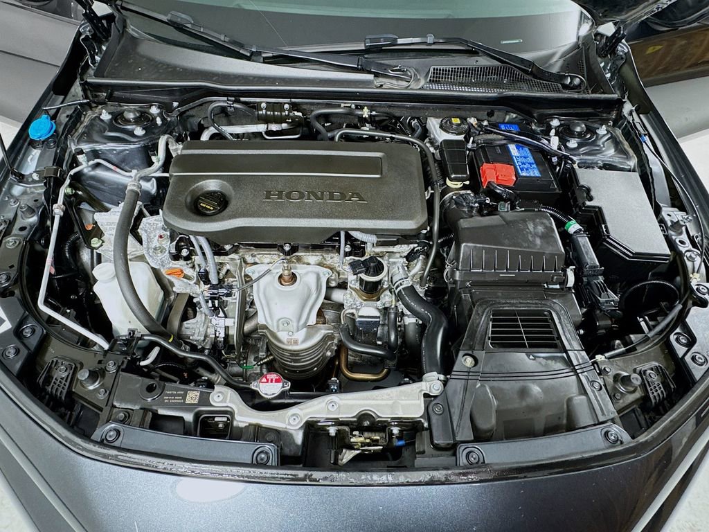 Used 2025 Honda Civic Sport image 18