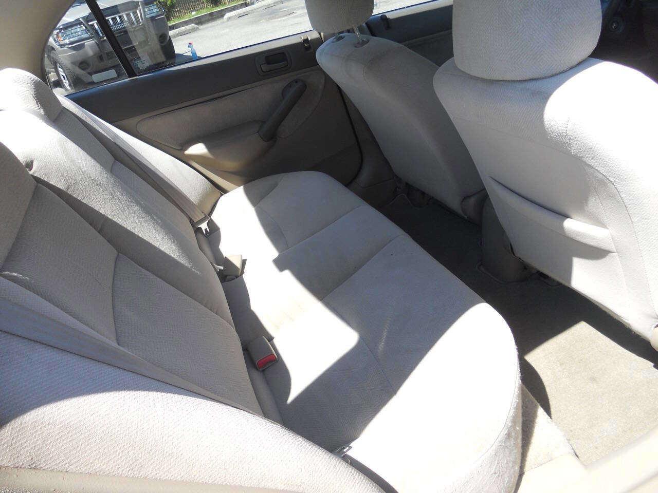 Used 2001 Honda Civic LX image 25