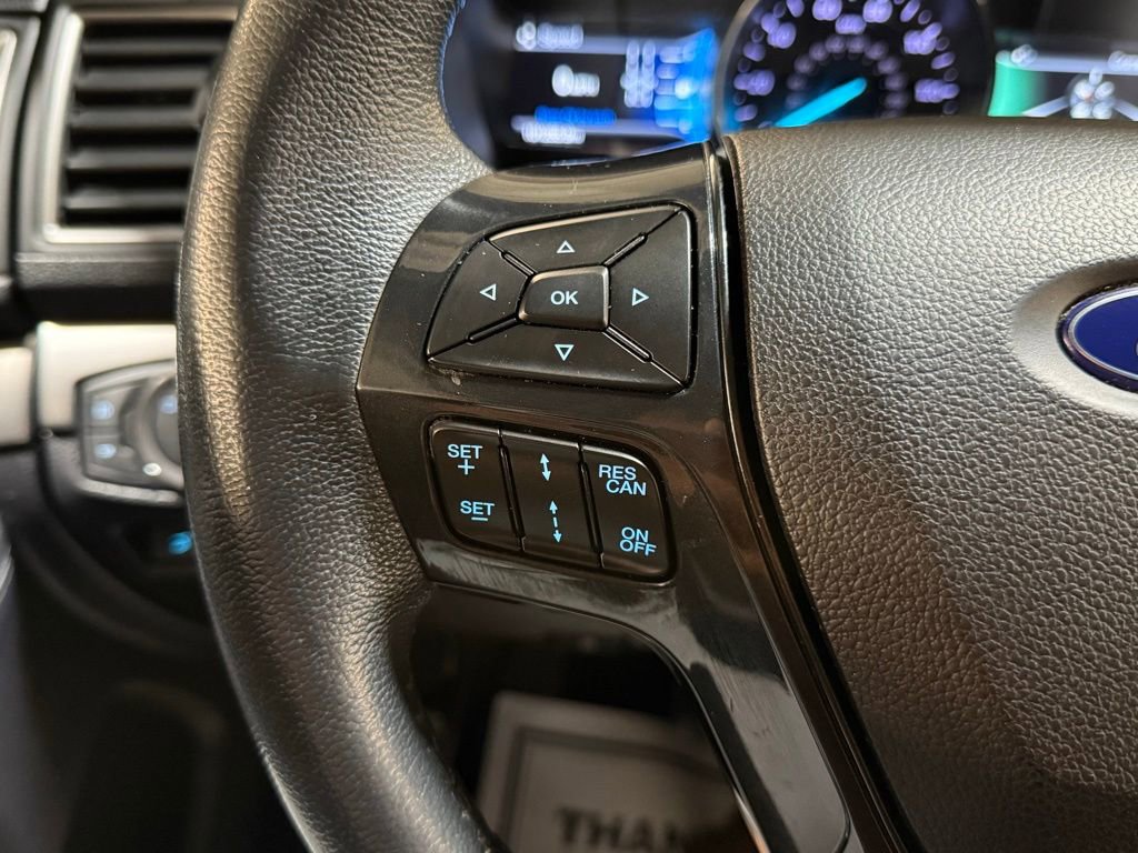 Used 2018 Ford Explorer XLT w/ Equipment Group 202A AWD/4WD image 37