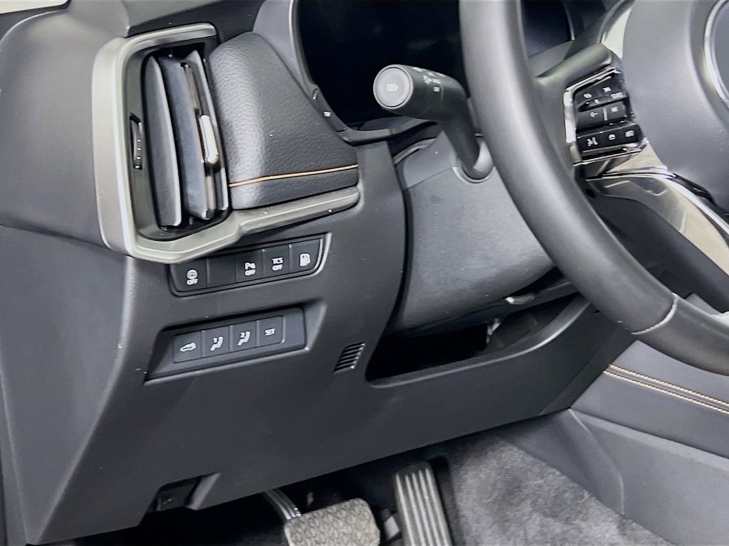 Certified 2025 MAZDA CX-90 Plug-In Hybrid w/Premium Sport image 14