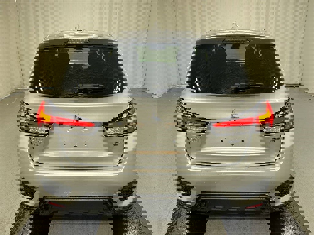 New 2025 Mitsubishi Outlander Sport LE image 8