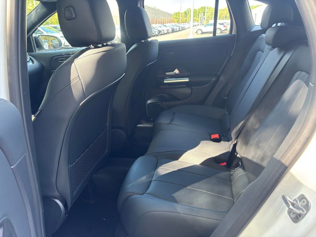 New 2026 Mercedes-Benz GLA 250 4MATIC image 11