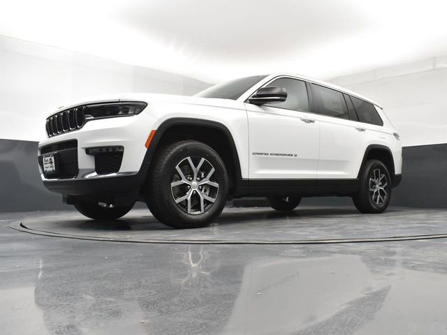 New 2025 Jeep Grand Cherokee L Limited w/ Trailer Tow Package image 21