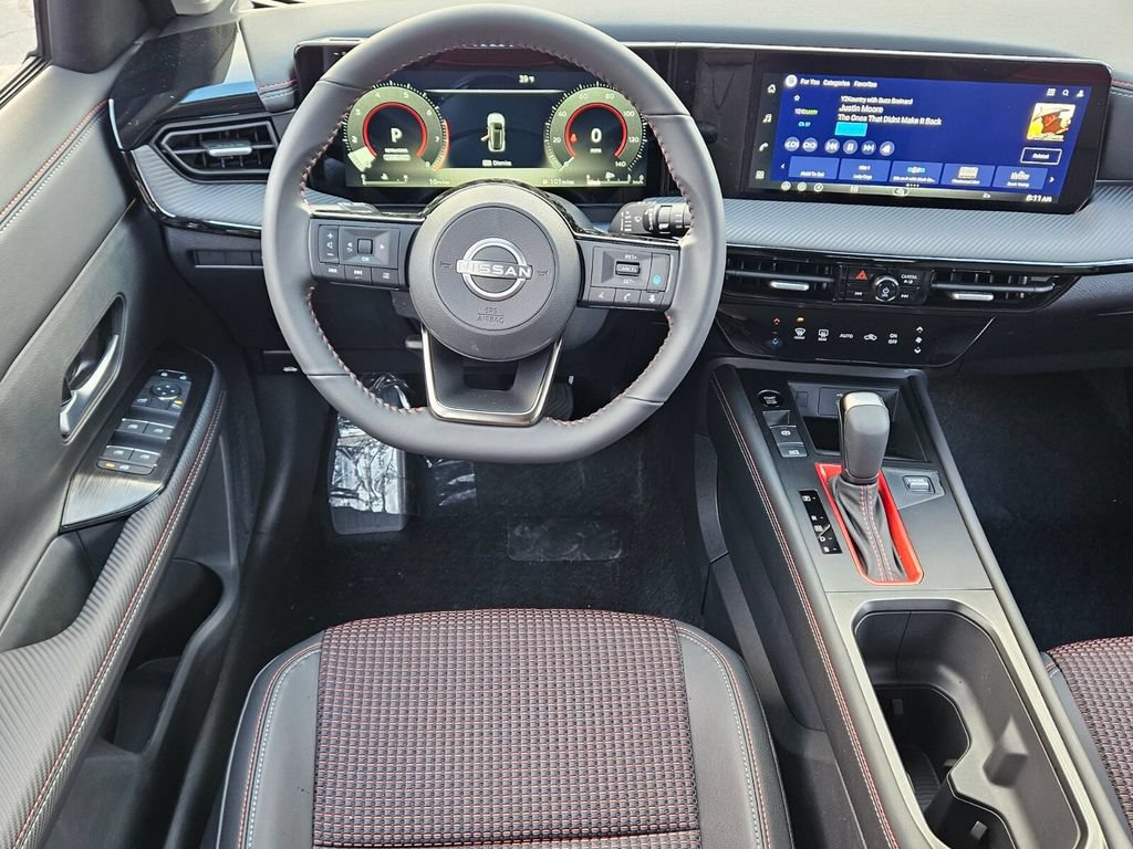 New 2026 Nissan Kicks SR FWD image 5