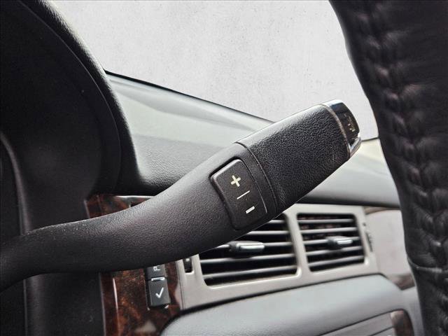 Used 2013 GMC Yukon XL Denali image 13