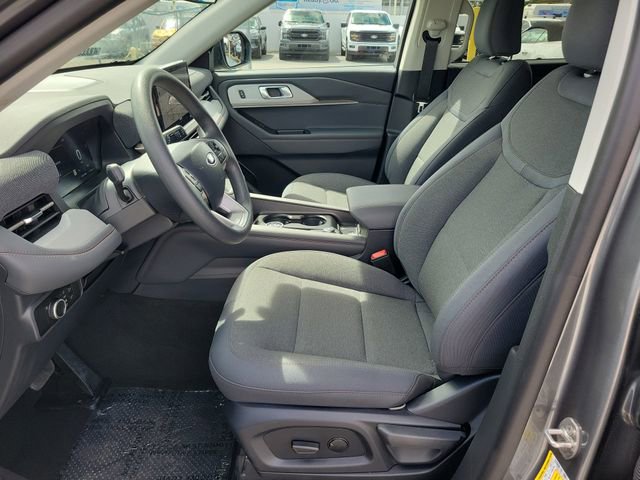 Used 2026 Ford Explorer Active RWD image 13