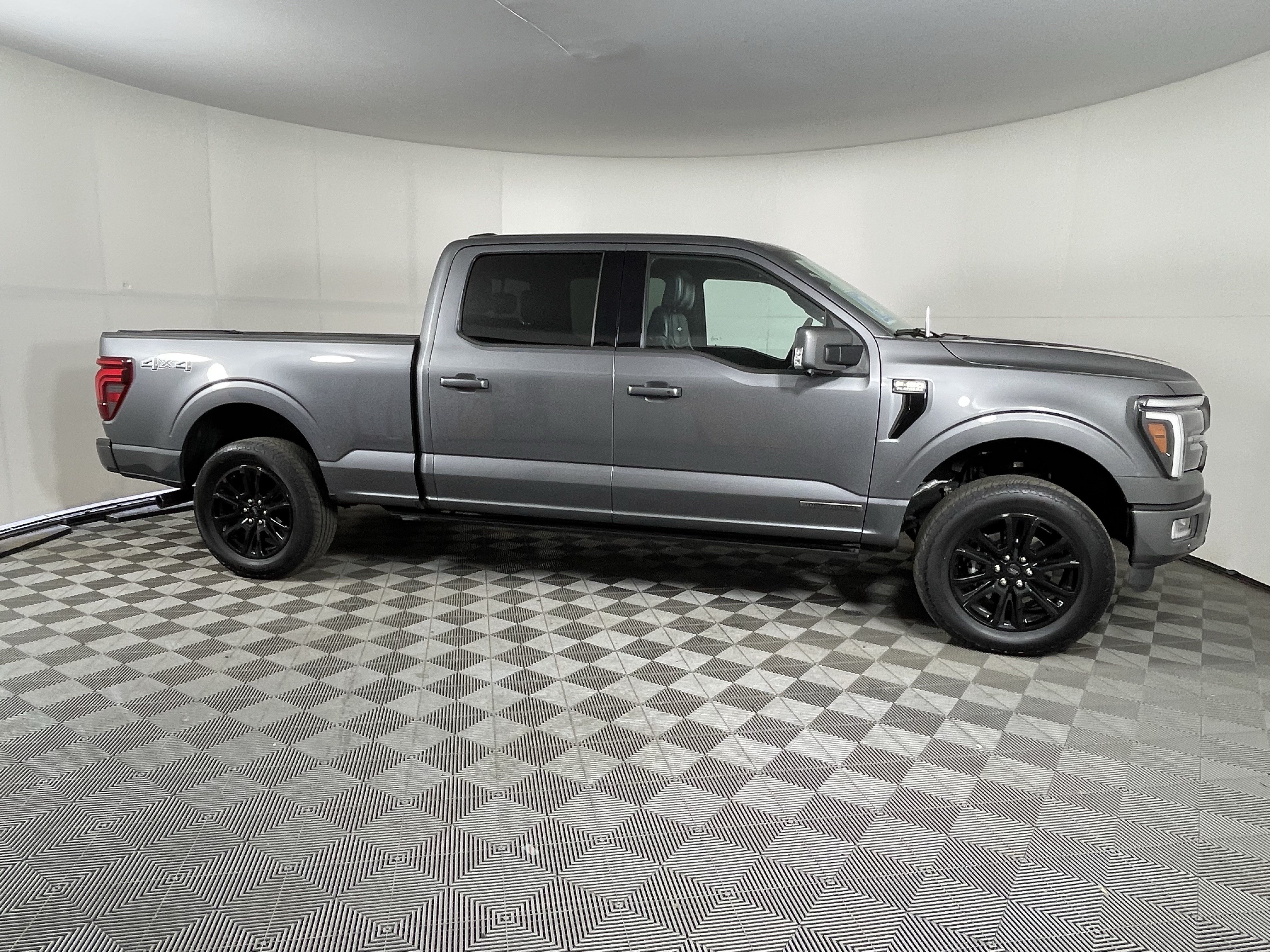 Certified 2024 Ford F150 Platinum w/ Equipment Group 702A High AWD/4WD image 6