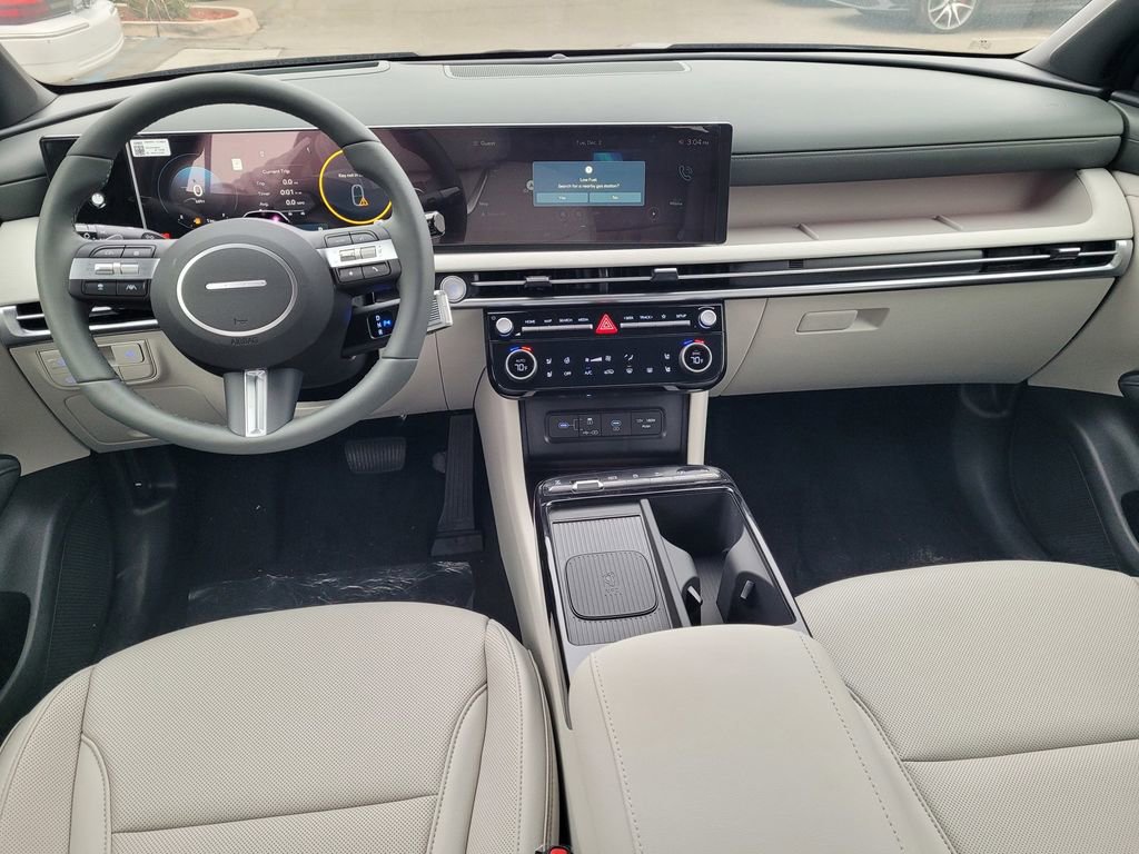 New 2025 Hyundai Tucson Limited image 7