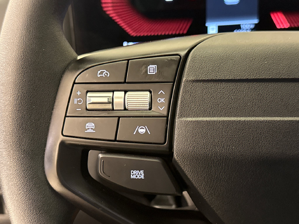 Used 2025 Kia K4 FWD image 31