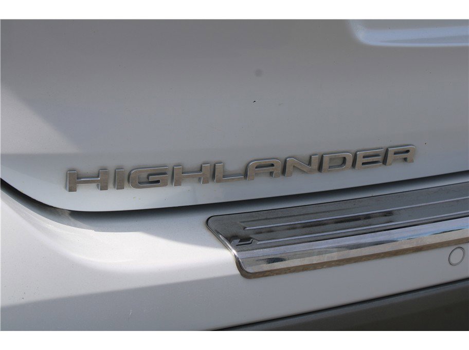 Used 2022 Toyota Highlander Platinum AWD/4WD image 38