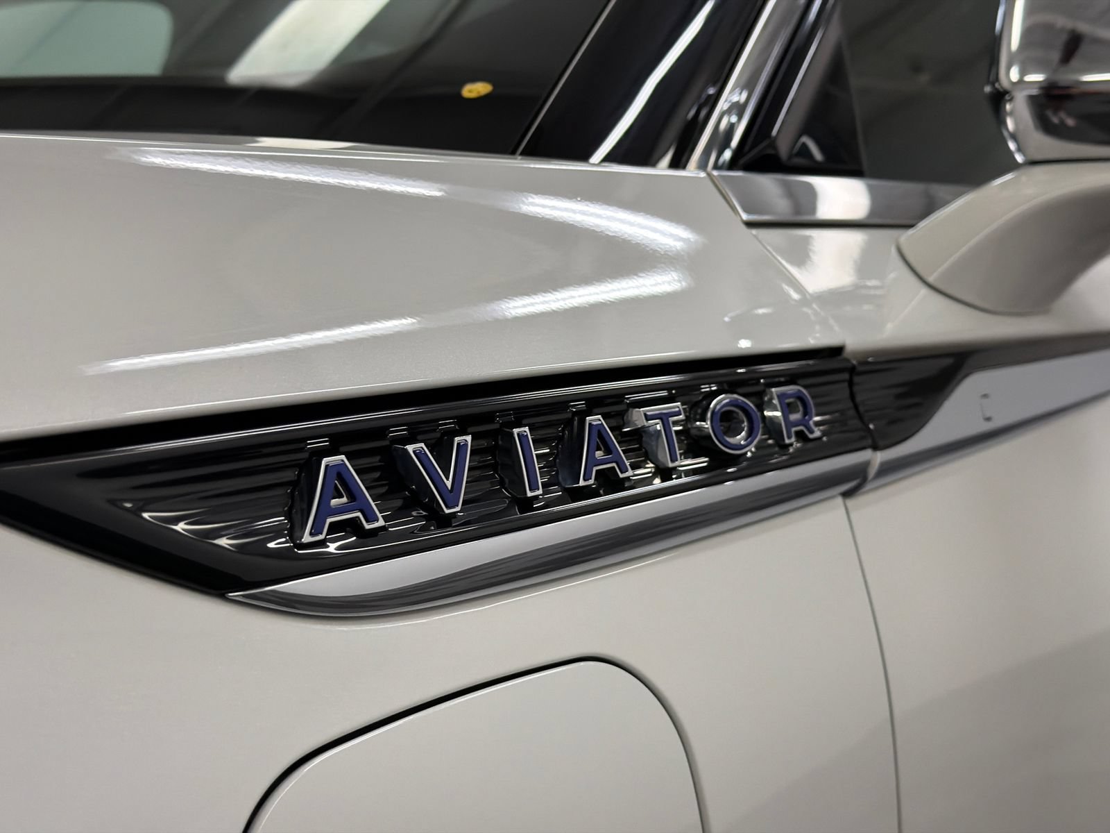Used 2020 Lincoln Aviator Black Label Grand Touring w/ Class IV Trailer Tow Package AWD/4WD image 17