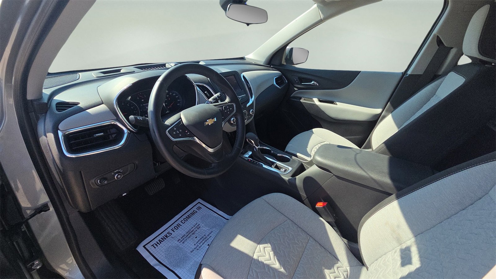 Used 2023 Chevrolet Equinox LT w/ Driver Convenience Package image 24