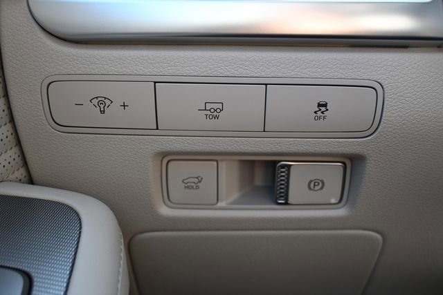 Used 2023 Hyundai Palisade Calligraphy w/ Winter Package image 43