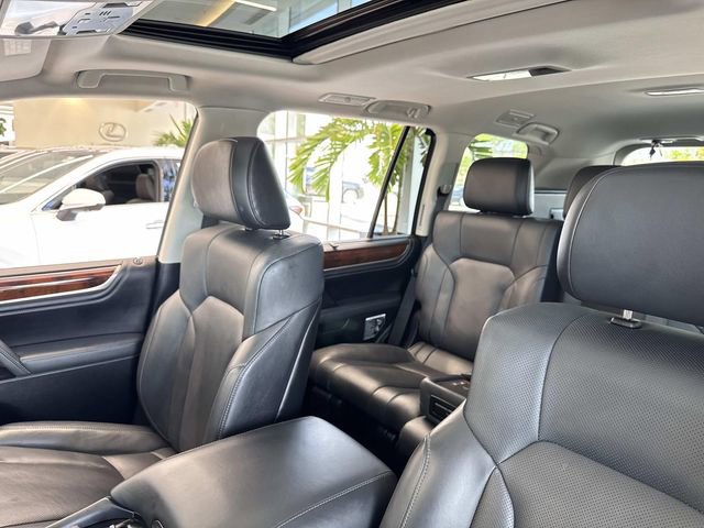 Certified 2020 Lexus LX 570 4WD w/ Luxury Package image 32