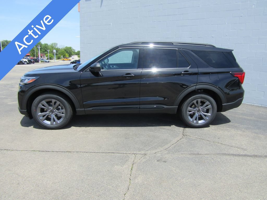 New 2026 Ford Explorer Active w/ Active Comfort Package AWD/4WD image 2