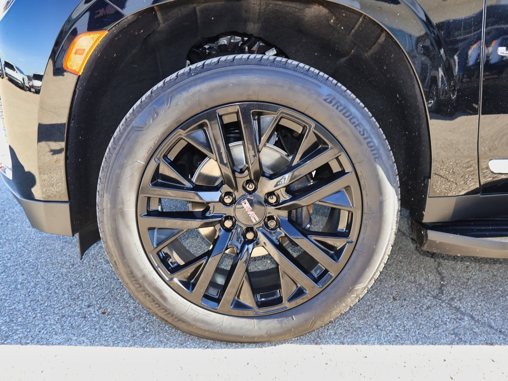 Used 2021 GMC Yukon SLT w/ Rear Media and Nav Package image 36