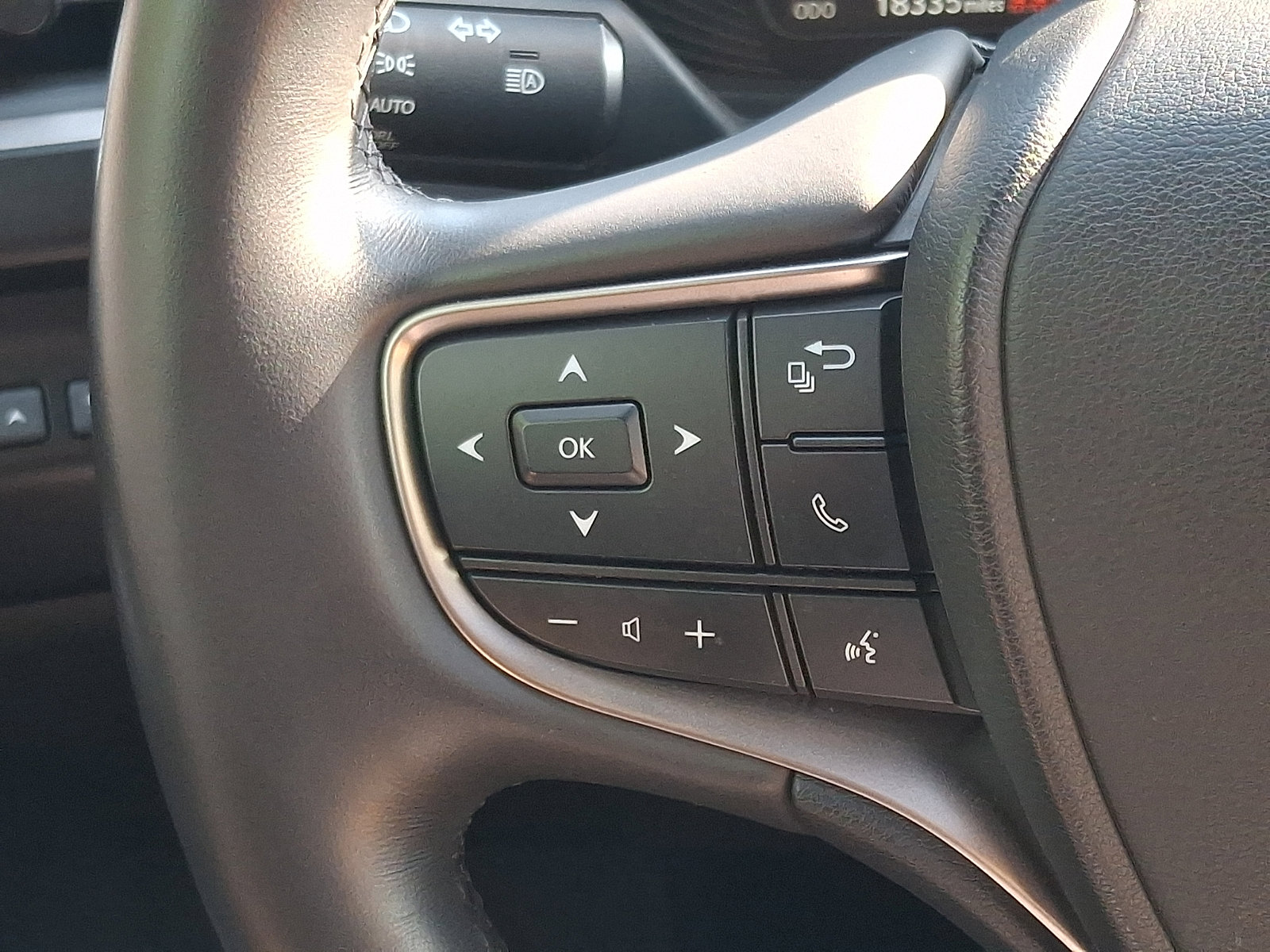 Certified 2023 Lexus UX 250h AWD w/ Premium Package image 22