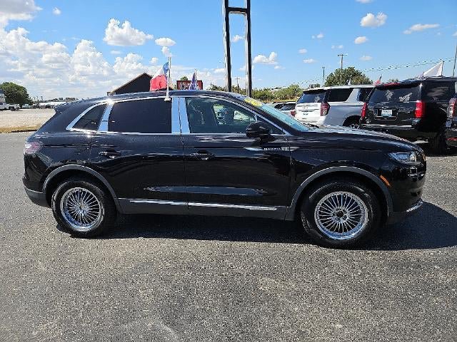 Used 2022 Lincoln Nautilus Reserve FWD image 9