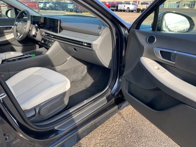 Used 2025 Hyundai Sonata SEL image 23