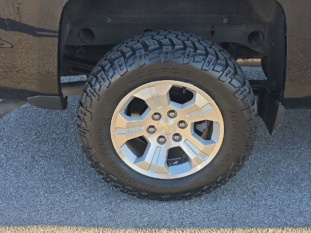 Used 2015 Chevrolet Silverado 1500 LT w/ All Star Edition AWD/4WD image 32