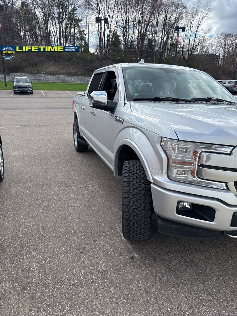 Used 2019 Ford F150 Platinum w/ Equipment Group 701A Luxury image 3