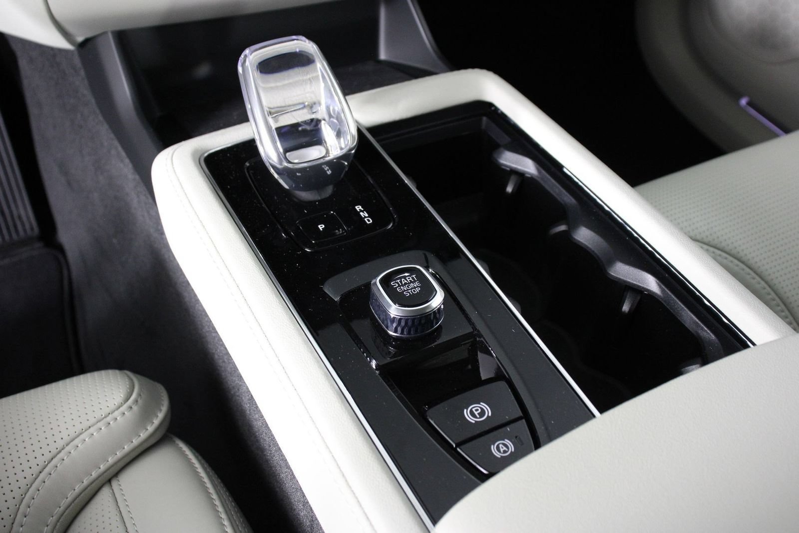 New 2026 Volvo XC90 B6 Ultra AWD/4WD image 7