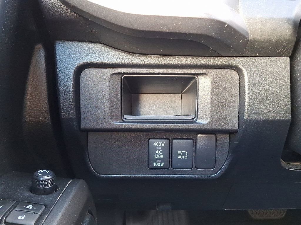 Used 2019 Toyota Tacoma TRD Sport image 26