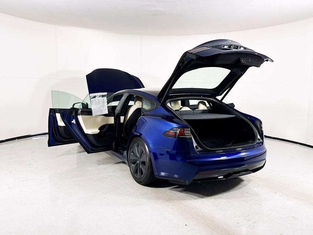 Used 2022 Tesla Model S AWD/4WD image 34