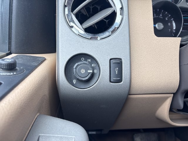 Used 2014 Ford F250 Lariat AWD/4WD image 27