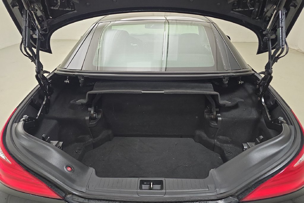 Used 2016 Mercedes-Benz SL 550 image 25