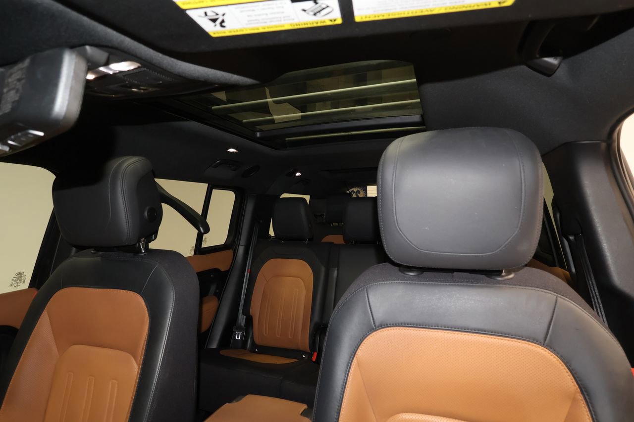 Used 2023 Land Rover Defender 130 X image 18
