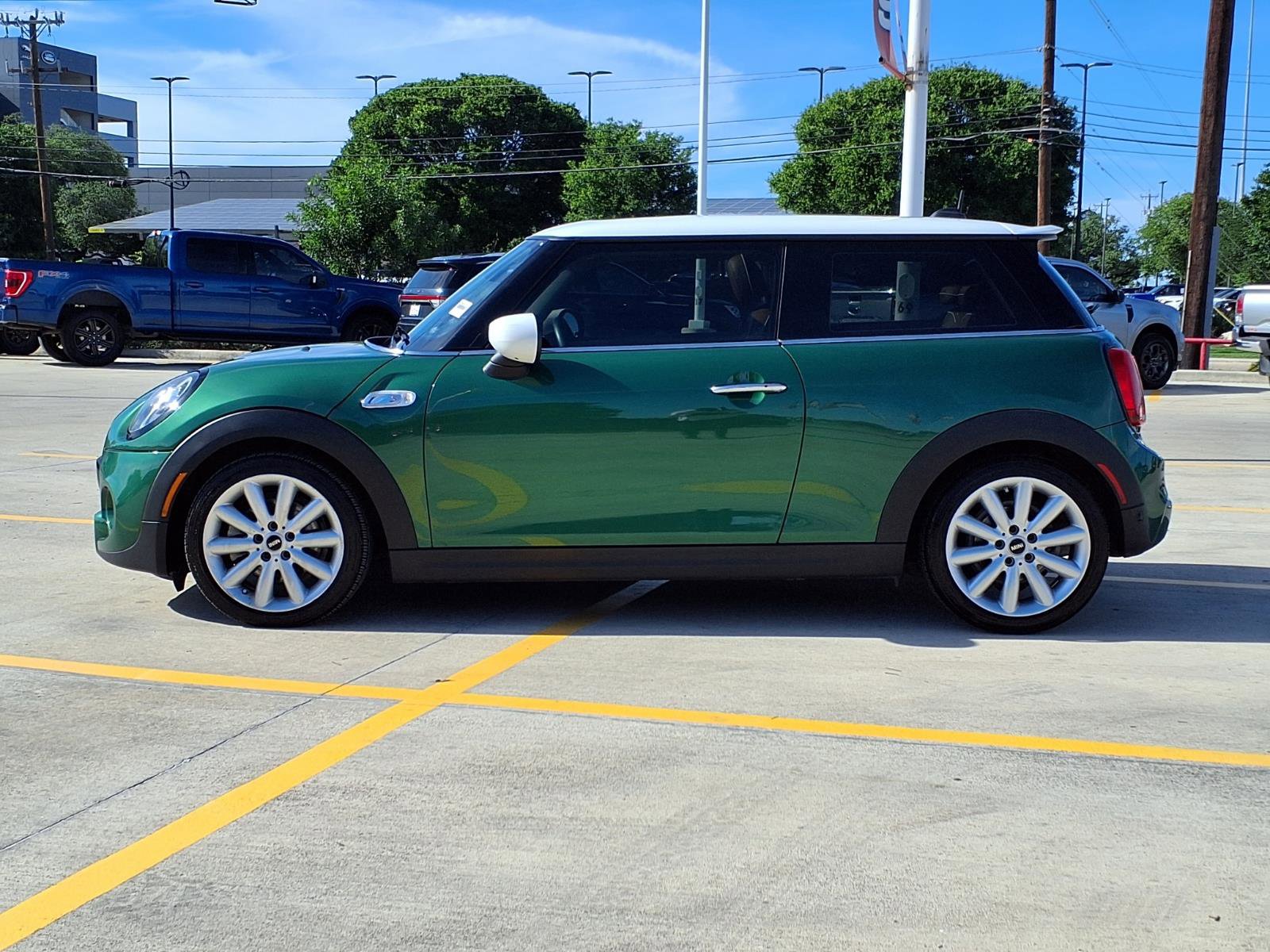 Used 2020 MINI Cooper S image 8