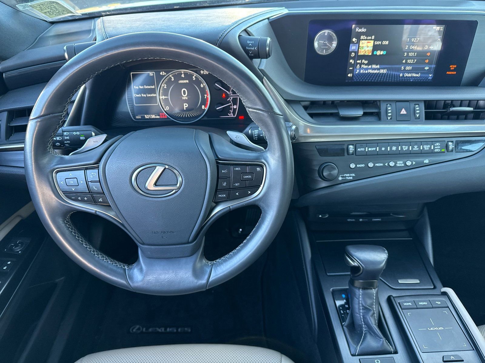 Used 2019 Lexus ES 350 350 w/ Accessory Package image 17