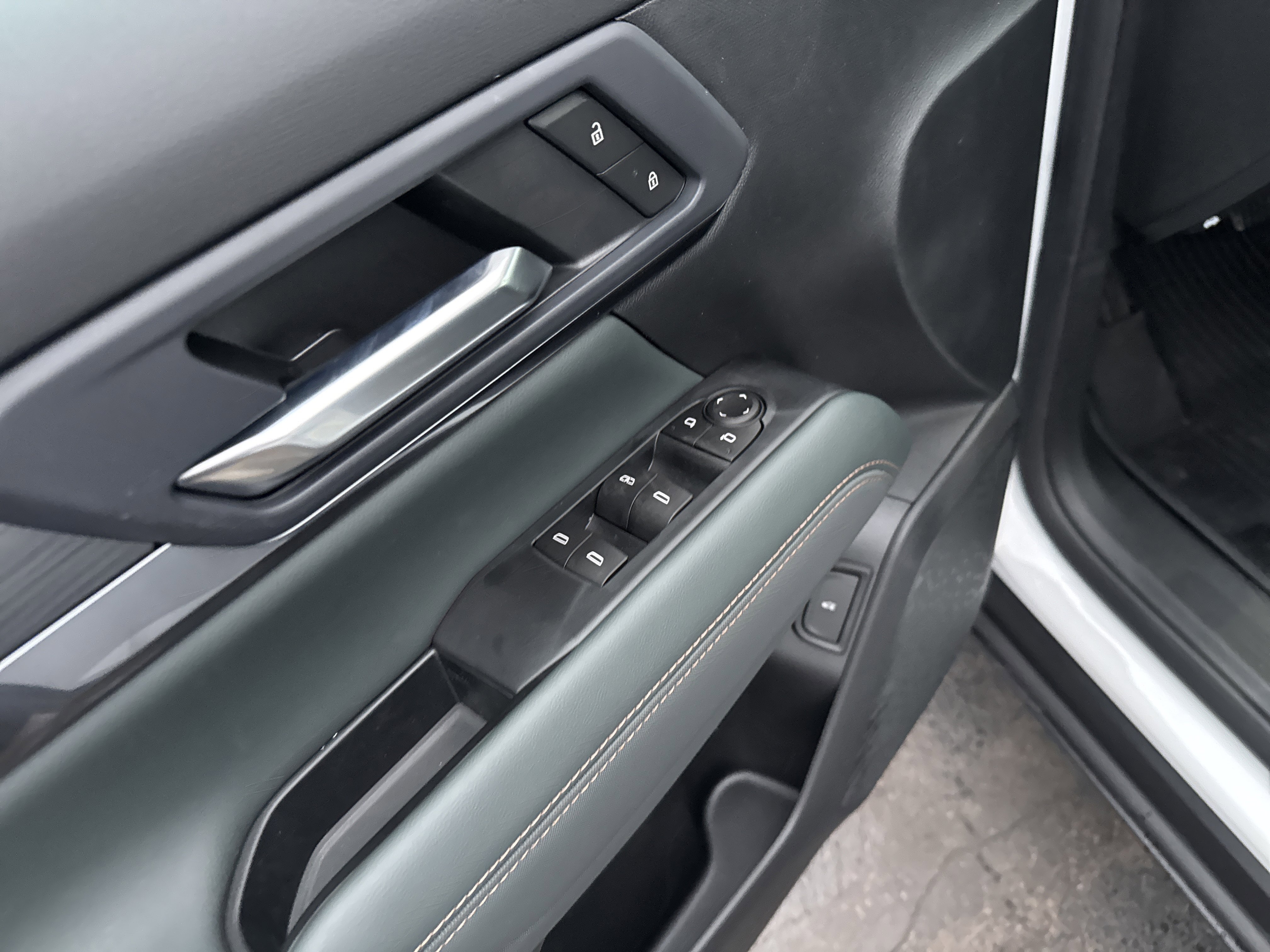 New 2026 GMC Terrain AT4 w/ LPO, Floor Liner Package image 16