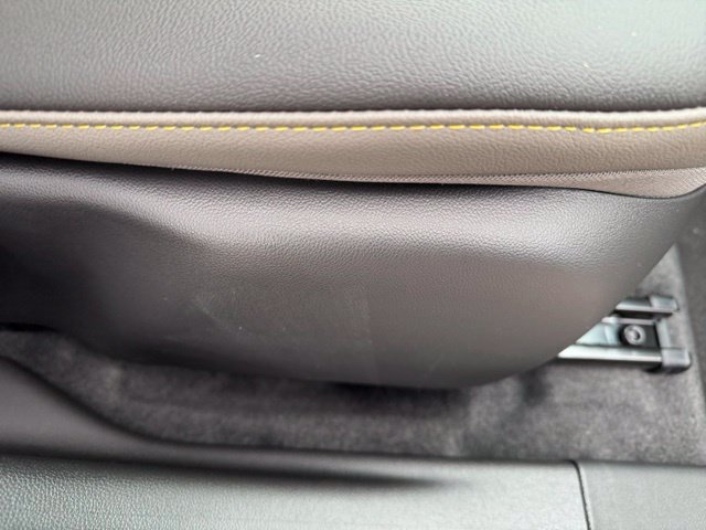 New 2026 Chevrolet Trax ACTIV w/ Driver Confidence Package FWD image 17