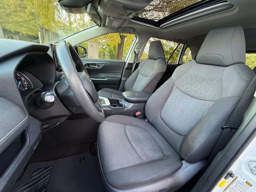 Used 2022 Toyota RAV4 XLE w/ Convenience Package AWD/4WD image 24