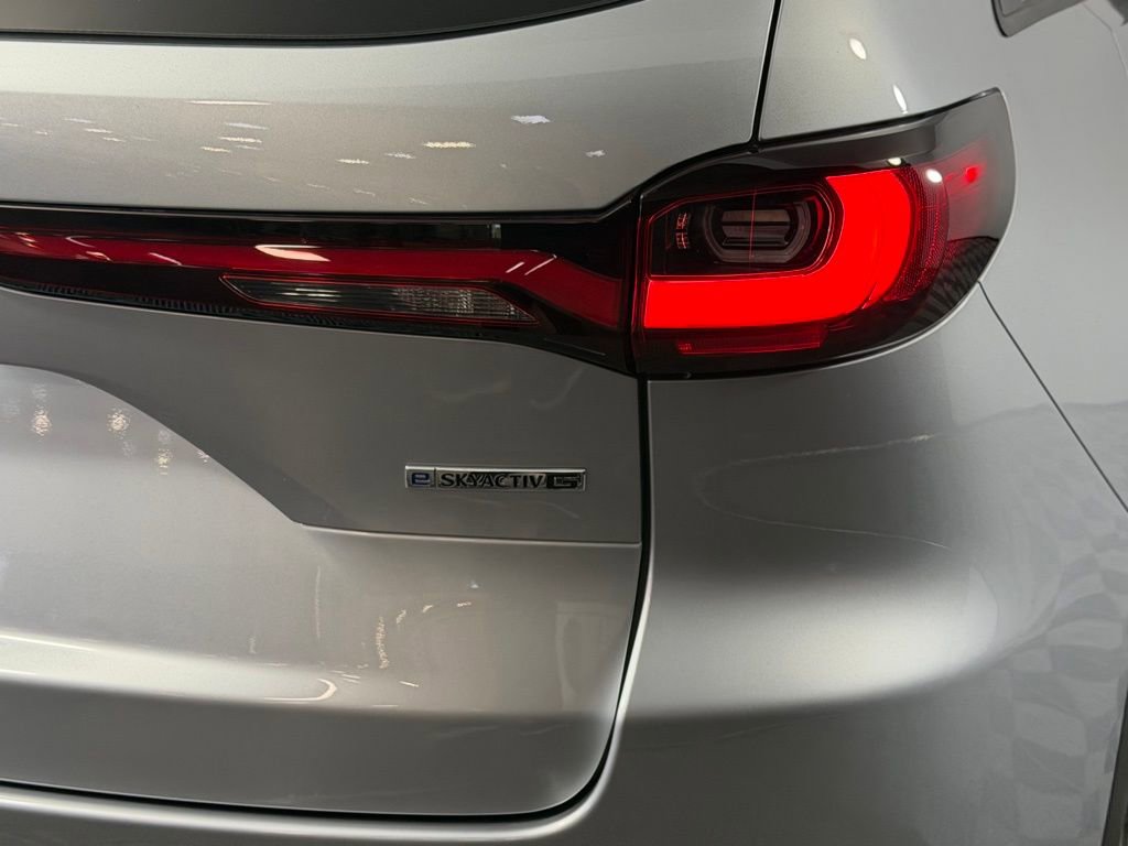 Used 2024 MAZDA CX-90 3.3 Turbo w/ Premium Package AWD/4WD image 11