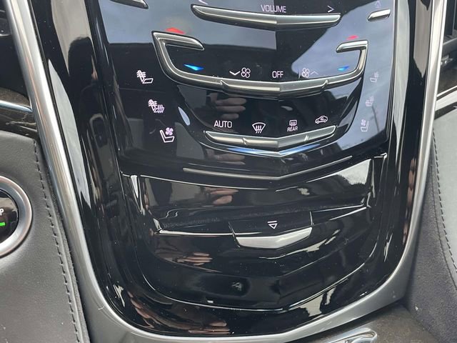 Used 2020 Cadillac Escalade Platinum AWD/4WD image 22
