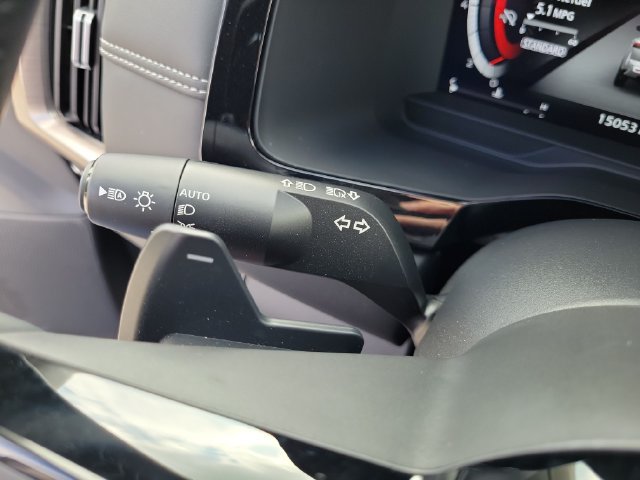Used 2025 Nissan Pathfinder Platinum w/ Cargo Package FWD image 26