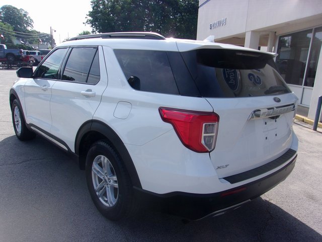 Used 2022 Ford Explorer XLT w/ Equipment Group 202A image 11