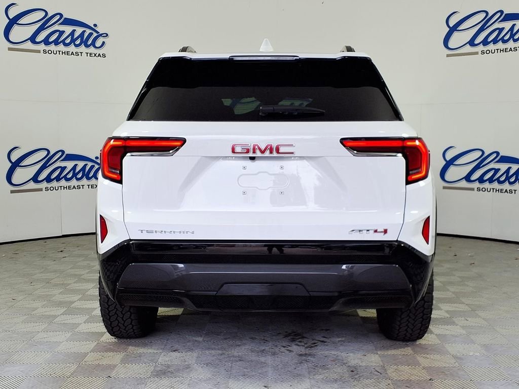New 2026 GMC Terrain AT4 AWD/4WD image 4