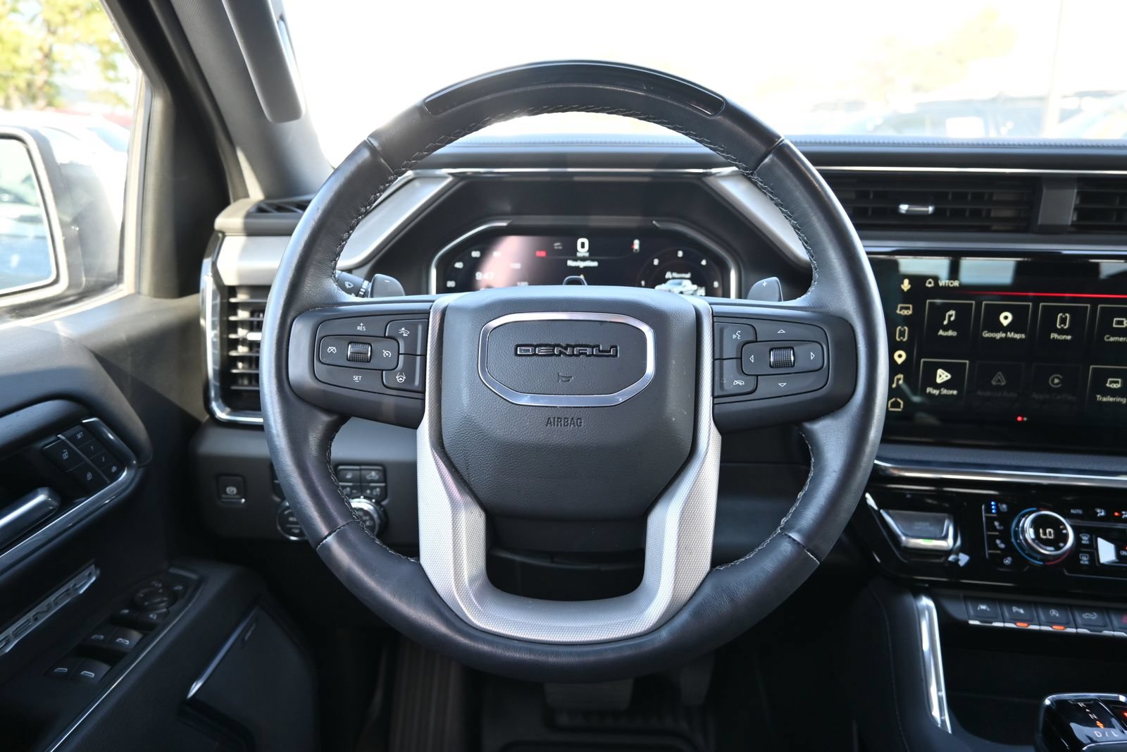 Used 2025 GMC Sierra 1500 Denali AWD/4WD image 10