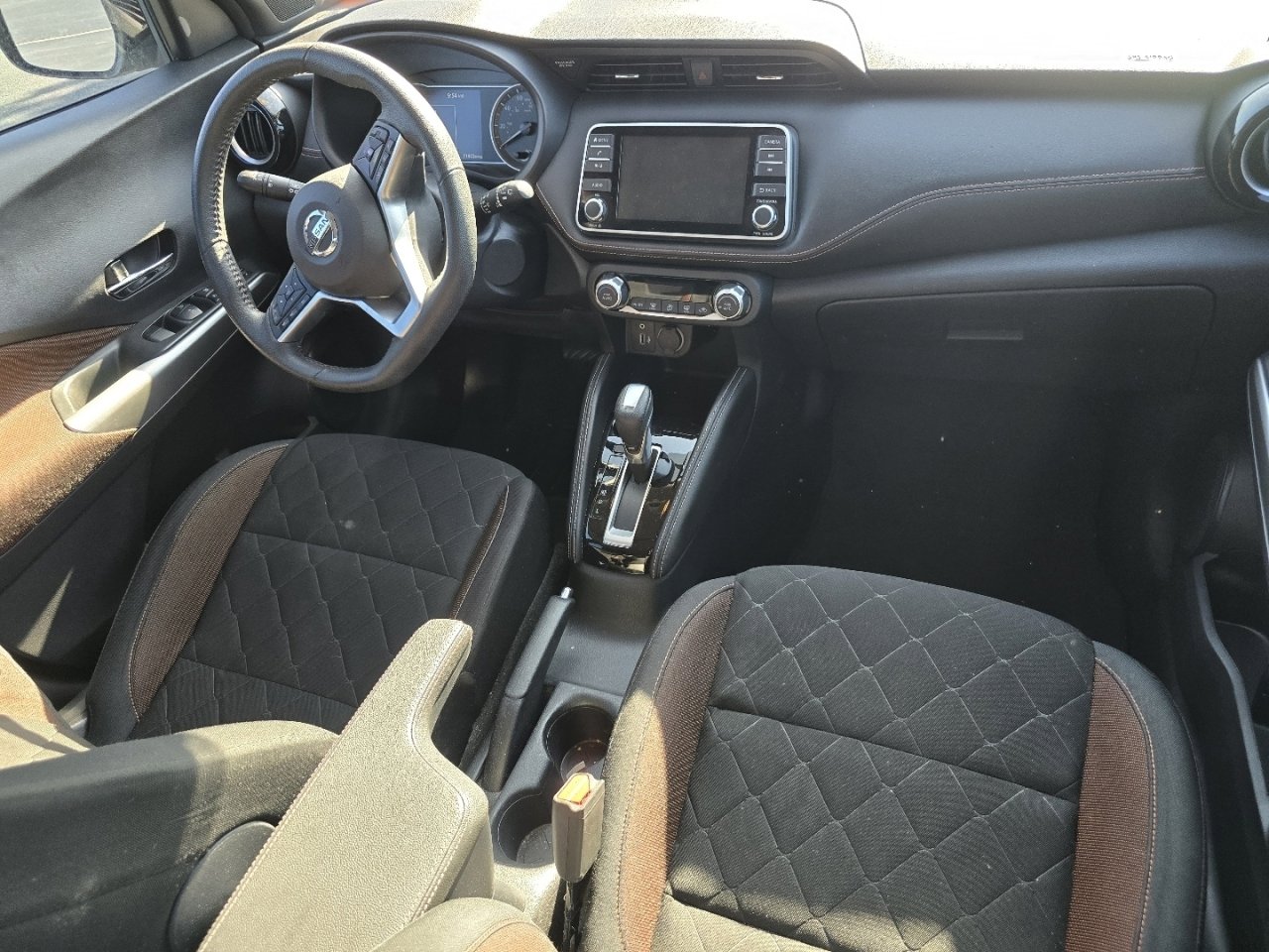 Used 2020 Nissan Kicks SR image 16