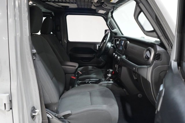 Used 2021 Jeep Gladiator Willys image 33
