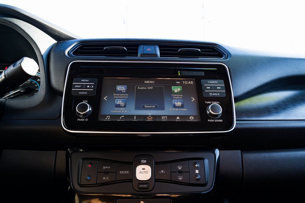 Used 2019 Nissan Leaf SV w/ SV Technology Package image 13