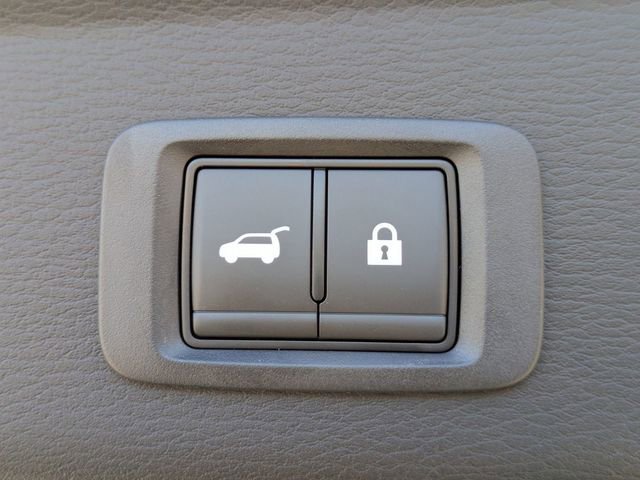 New 2026 Mitsubishi Outlander SE image 14